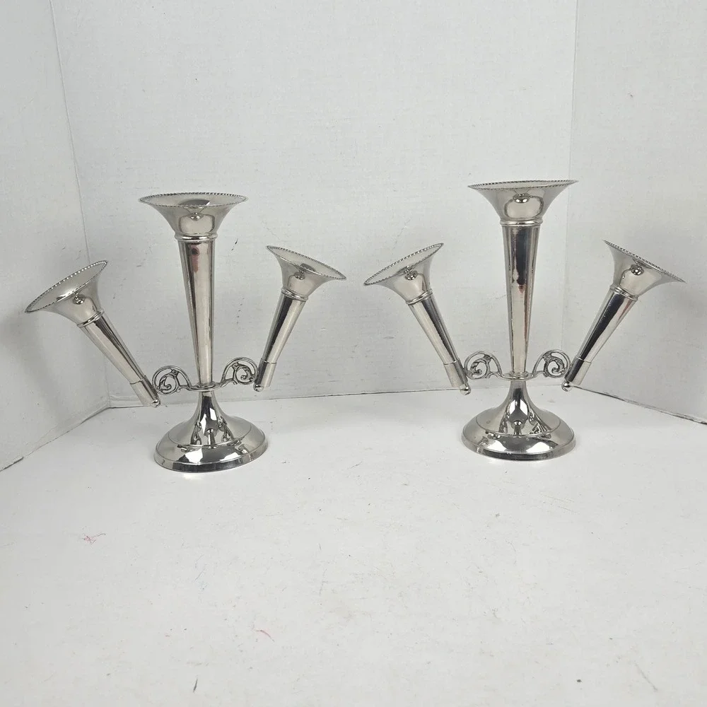 Vintage Silver-plated 3-Arm Trumpet Epergne Beaded Edge Vases 9.5x11